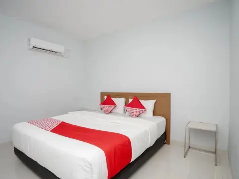 Express Inn - Photo 2