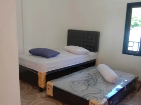 EXPRESS O 91722 Home Stay Dan Sewa Mobil Jhon's Family - Photo 4