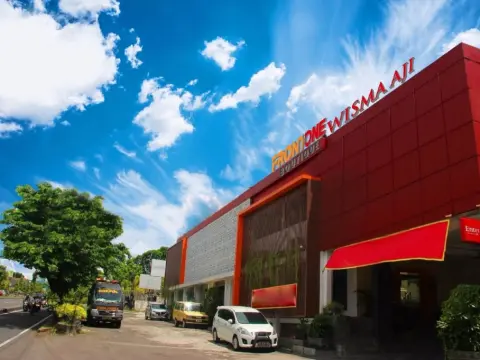 Front One Resort Yogyakarta - Photo 1