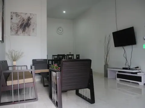 Golden Hawaii Villa Singkawang - фото 4