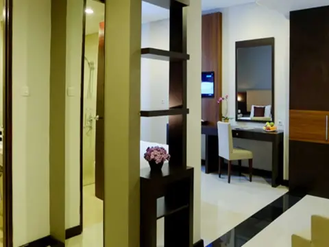 Grage Malang Hotel - Photo 3
