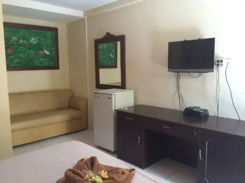 Grand Bimasena Hostel - Photo 4