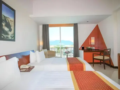 Grand Surya Hotel Kediri - Photo 3