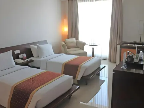 Grand Surya Hotel Kediri - Photo 4