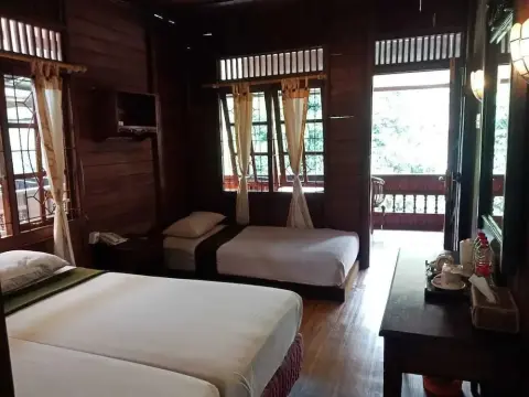 Green Valley Resort Bandungan - Photo 1