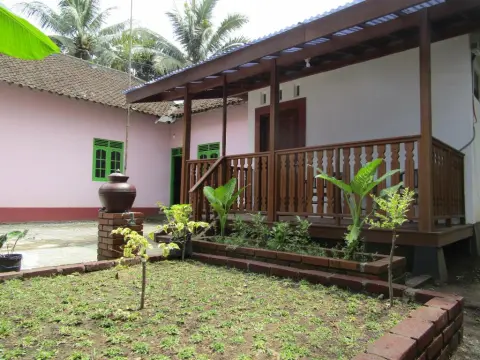 Griya Syariah Sukatno - Photo 2