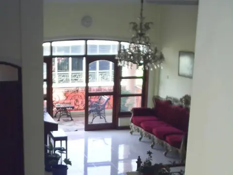 Griyo Mulyo Hotel Surabaya by RedDoorz - Photo 1