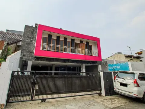 Guest House Dewi Fortuna - Photo 1