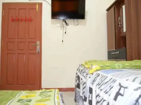 Guest House Zaky Bukittinggi (ZK2) - Photo 1