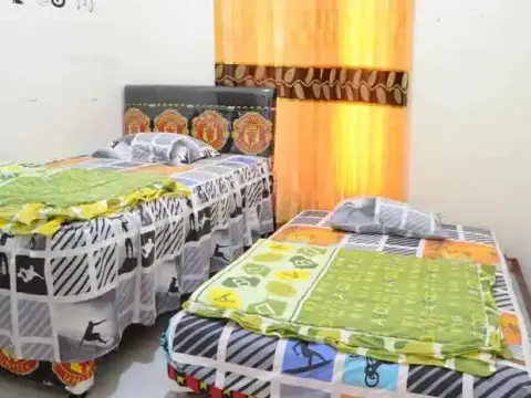 Guest House Zaky Bukittinggi (ZK2) - Photo 4