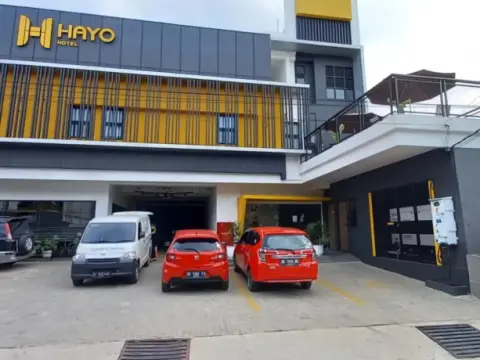 Hayo Hotel Palembang - Photo 1