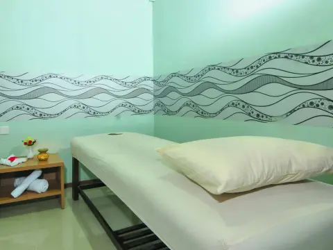 Her Hotel and Trade Center Balikpapan - Photo 2