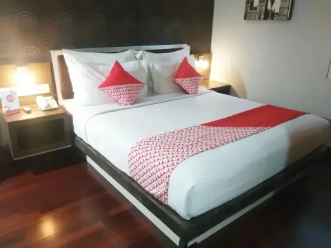 Hero Hotel Ambon - Photo 2