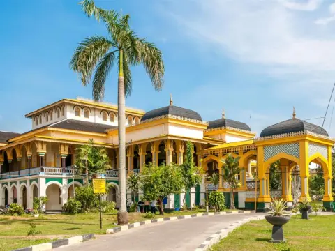 Hilton Garden Inn Medan - Photo 4