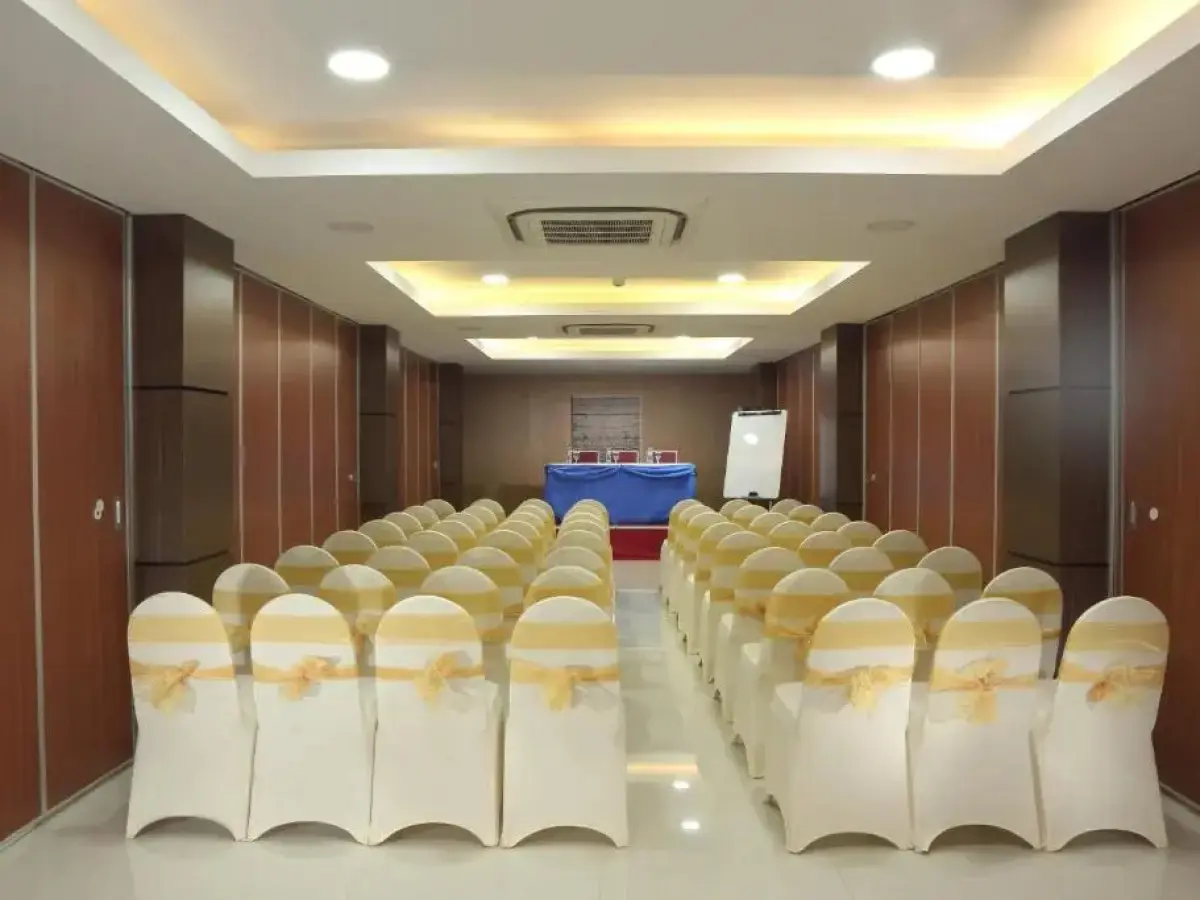 Horison Express Sentani