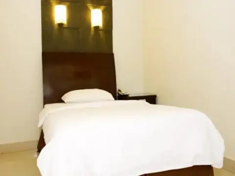 Hotel Amboina - Photo 2