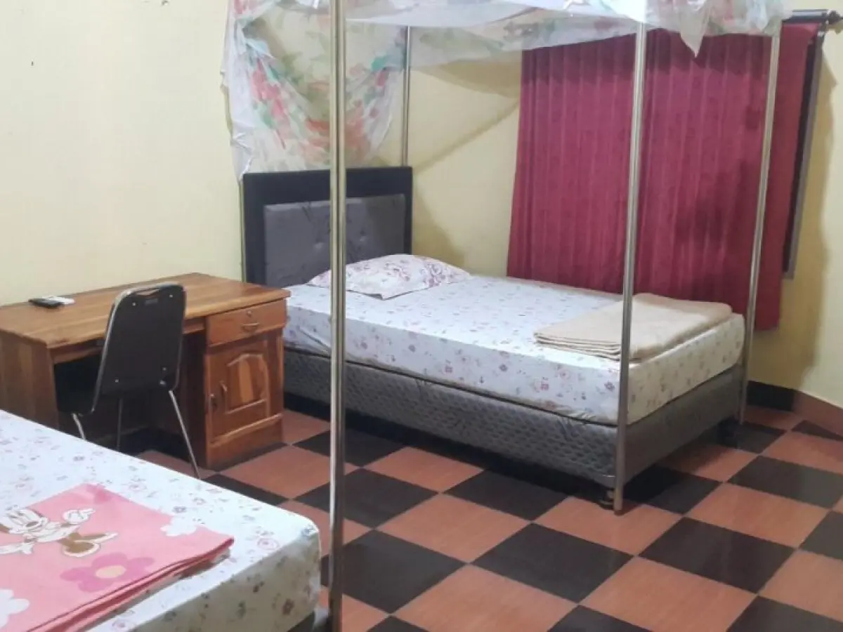 Hotel Any Lestari Lakey