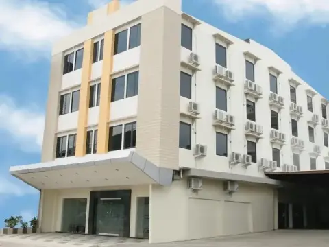 Hotel Aroma Inn - Photo 1
