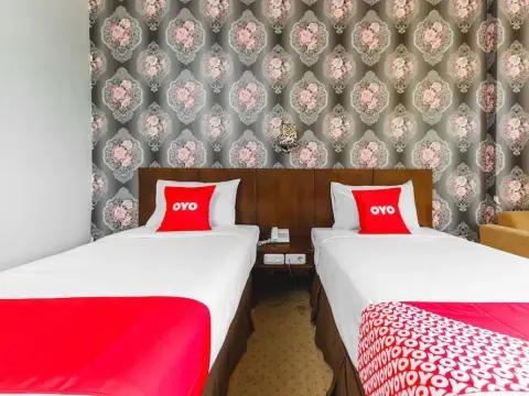 Hotel Charisma Marine by OYO Rooms - Photo 2