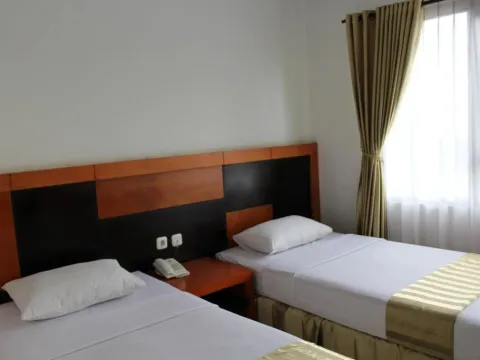 Hotel Grand Karawang Indah - Photo 3