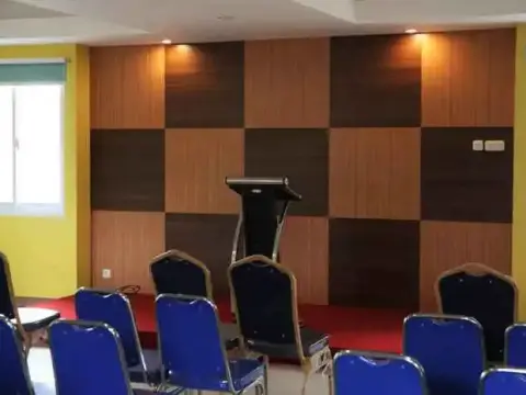 Hotel Harvani - Foto 1