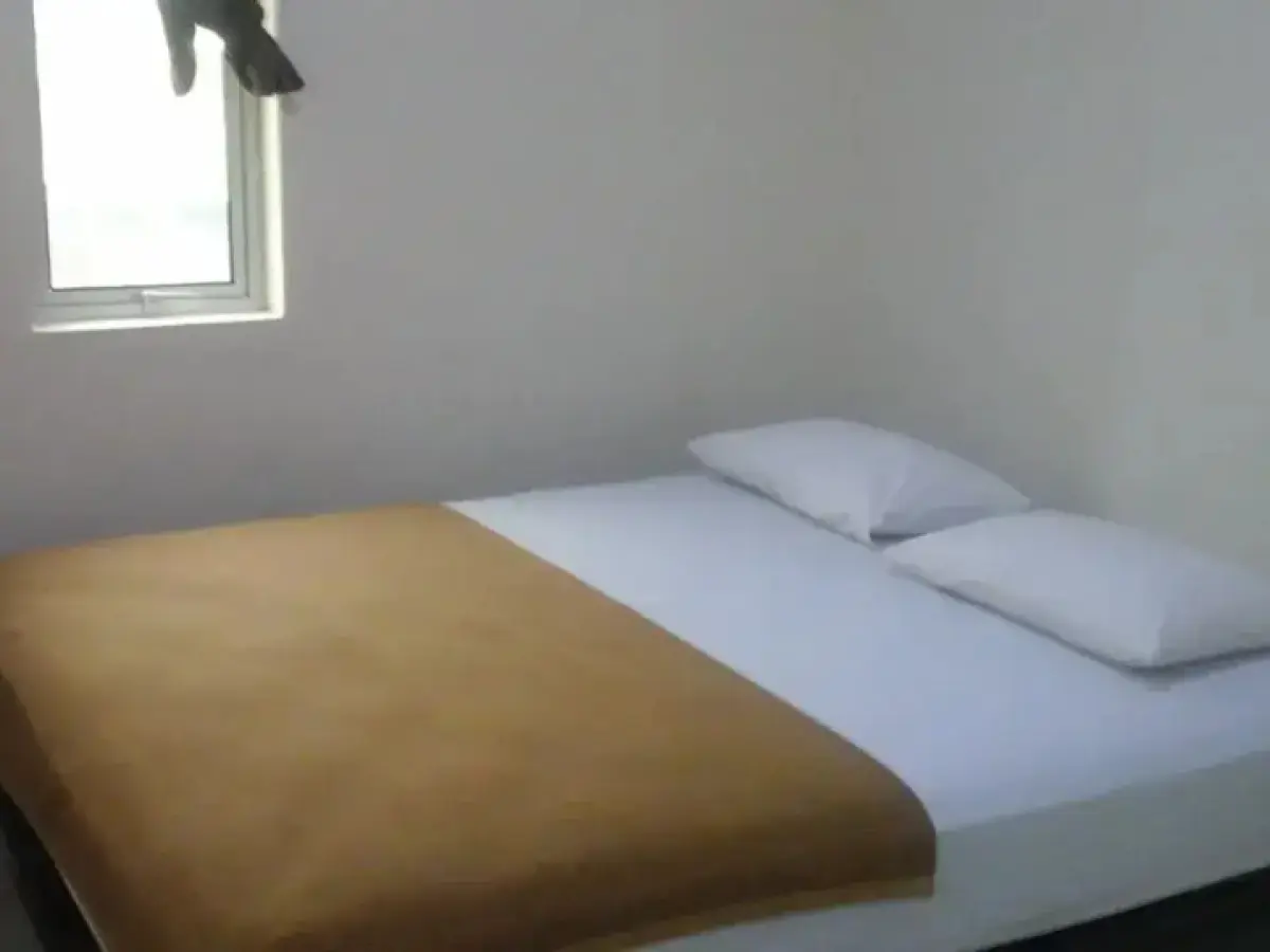 Hotel J8