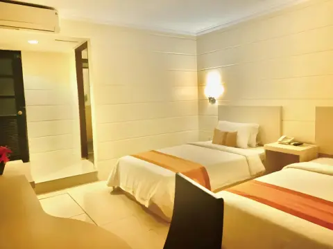 Hotel Mega Lestari - Photo 3