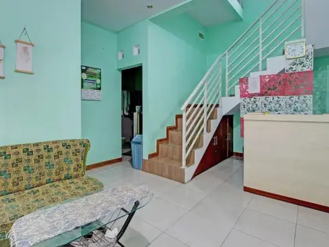 Hotel O Guest House Inayah Syariah - Photo 1