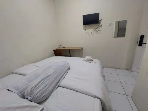 Hotel O Mahendra HomestayNearTaman Wisata Bukit Rurukan - Photo 2