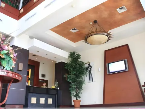 Hotel Pacific Balikpapan - Photo 2