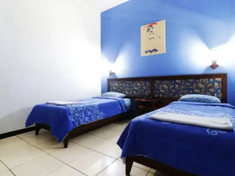 Hotel Pacific Surabaya - Photo 4