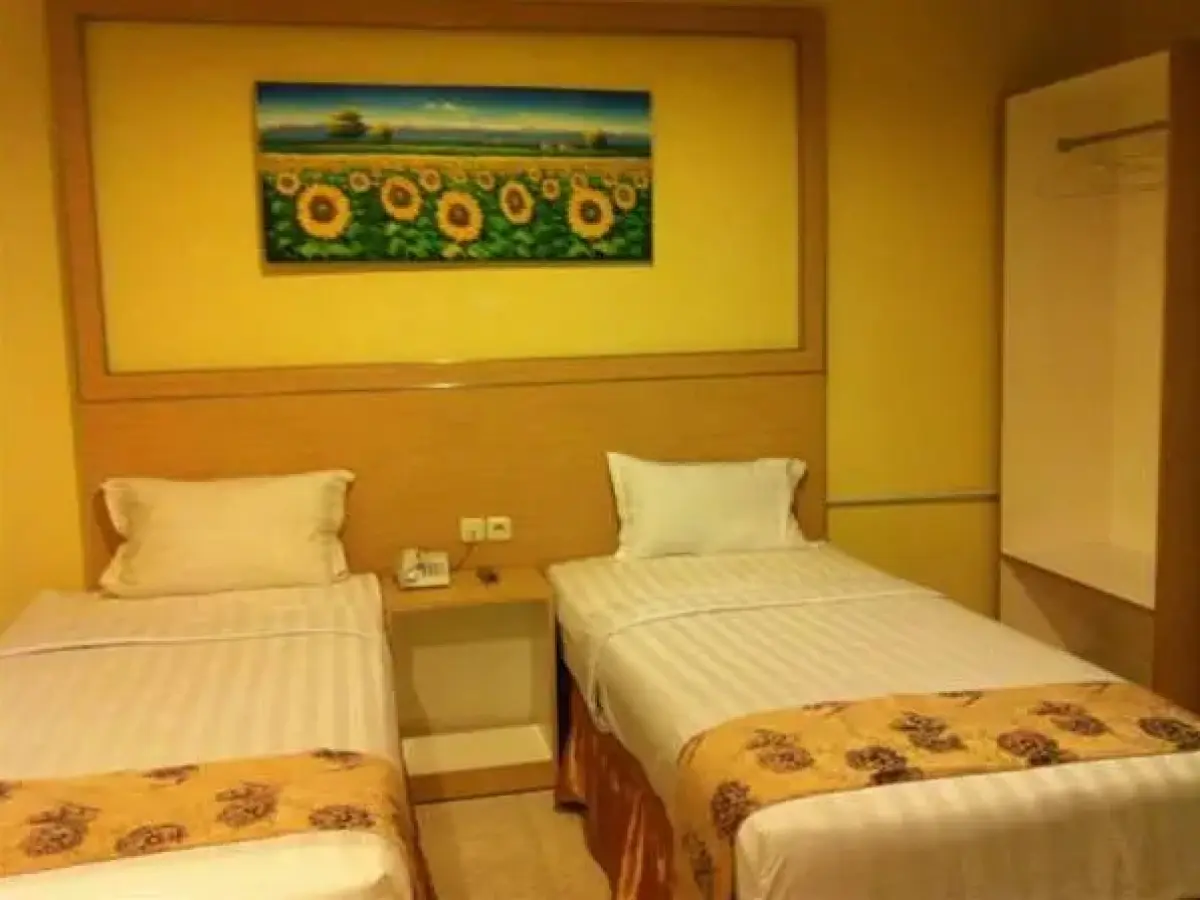 Hotel Paramount Makassar