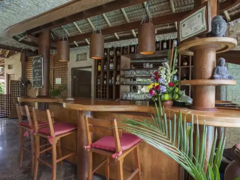 Puri Madawi Hotel - Photo 2