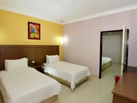 Hotel Ratu Residence - фото 3