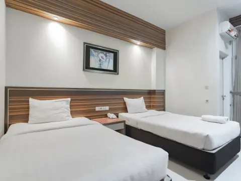 Hotel Setrasari Bandung RedPartner - Photo 3