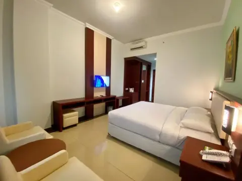 Hotel Tosan Solo Baru - Photo 3