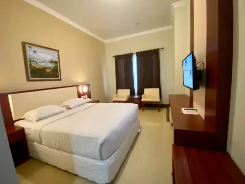 Hotel Tosan Solo Baru - Photo 4