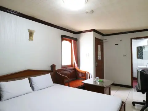 Hotel Transit Pondok Tirta Sentosa - Photo 4