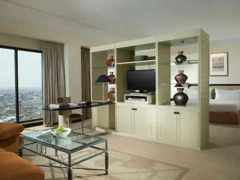 Hyatt Regency Surabaya - Photo 2