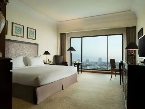 Hyatt Regency Surabaya - Photo 3
