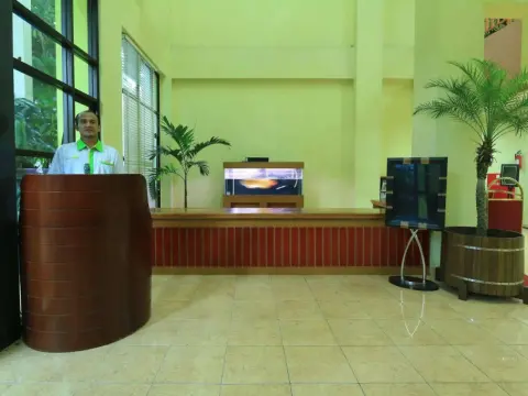 Isola Resort - Photo 2