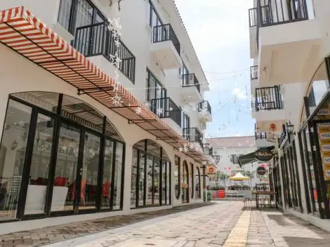 Jember Town Square Apartment by Calli Rooms - Photo 2
