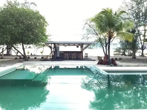 Juliantos by the sea - Photo 3