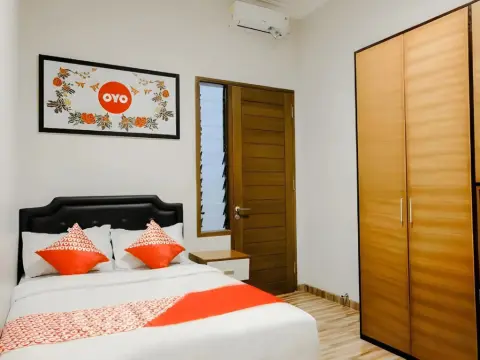 Junggo Tentrem Guest House - Photo 4