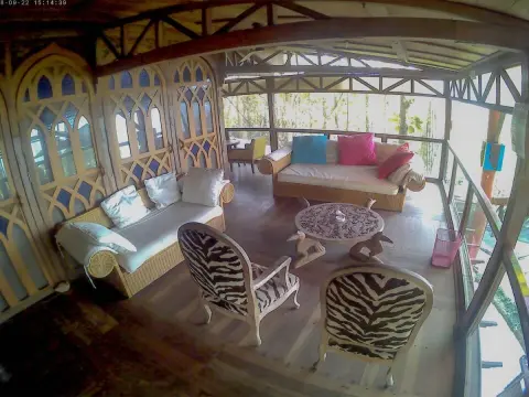 Karang Aji Beach Villa - Photo 2