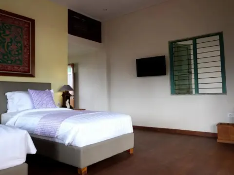 Kemboja Bed and Breakfast Cafe - Photo 3