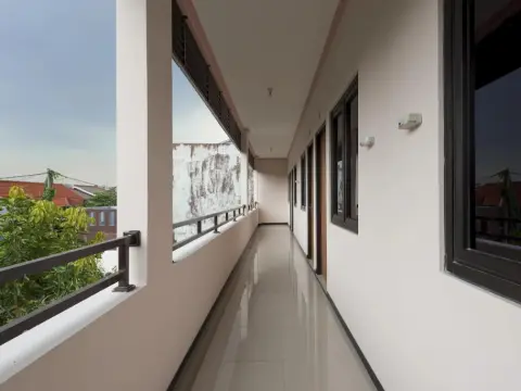 KoolKost Syariah near UPN Veteran - Photo 3