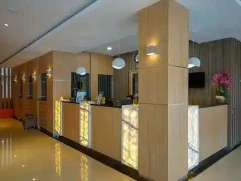 KR Hotel - Photo 2