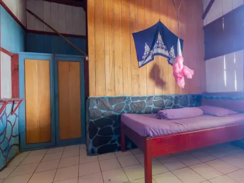 Krui Surf Camp Hotel Mutiara Alam Zandino - Photo 3