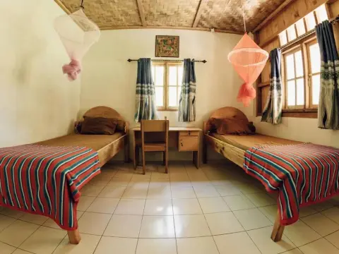 Krui Surf Camp Hotel Mutiara Alam Zandino - Photo 4